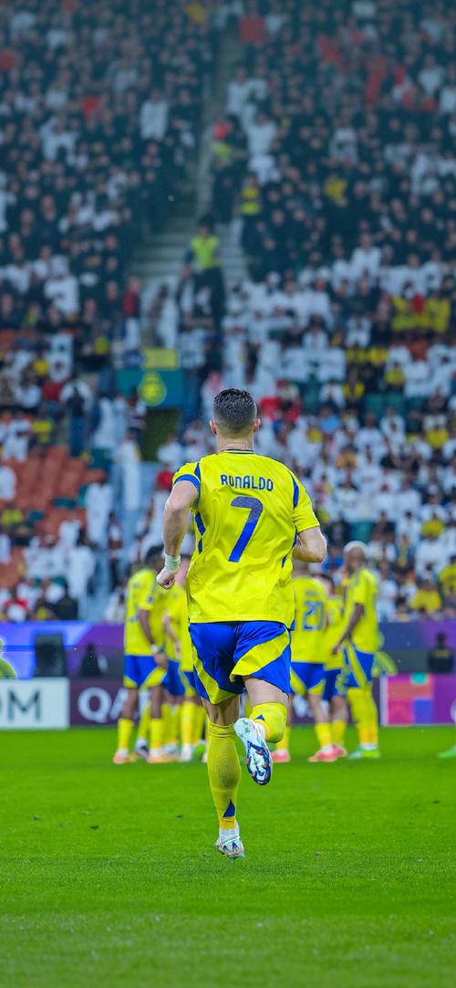 即将HWG！罗马诺：巴黎即将敲定扎巴尔尼交易，仅剩细节需确定（罗马诺：巴黎与扎巴尔尼交易进入收官阶段，仅余细节待敲定）