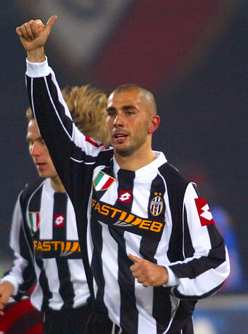 帕夫洛维奇盛赞米兰团队精神逆转取胜（帕夫洛维奇力赞米兰团队精神助球队逆转告捷）