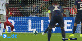 费迪南德：见到巴乔让我非常激动，那仿佛让我回到了童年时代（费迪南德：与巴乔相见激动万分，恍若重回童年）