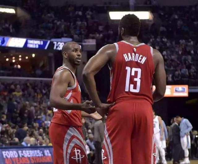 🎮布达佩斯Major：高歌猛进！FaZe2-0横扫老鼠晋级半决赛（🎮布达佩斯Major：FaZe2-0零封老鼠，强势挺进半决赛）