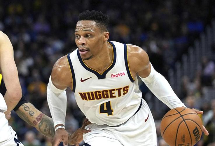 海纳：我的妻子因老年痴呆离世，所以我很关注这个病（海纳：妻子因阿尔茨海默病离世，此后我更加关注这一疾病）