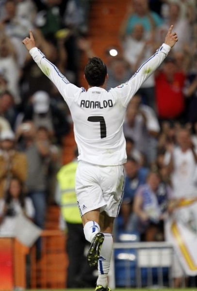 ESPN：39岁胡尔克重新迎来职业生涯黄金阶段，他已不考虑离队（ESPN：39岁胡尔克再度步入生涯巅峰，已无意离队）