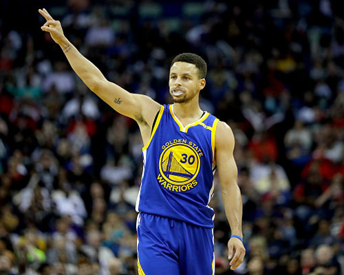 足球巴西名宿点评国足：需要更多年轻力量（巴西足坛名宿评国足：亟待注入更多年轻血液）