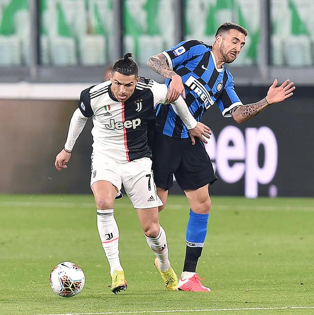 经纪人称葡体给了哲凯额外假期，球报：葡体多次要求其归队未果（经纪人称葡体批准哲凯延长假期，《球报》称多次要求其归队未果）