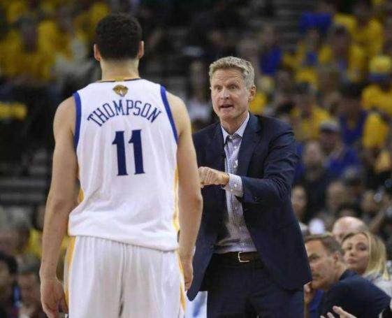 那不勒斯进攻端失误较多（那不勒斯前场失误频频）